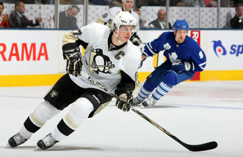 Penguins captain Sidney Crosby skates against the Toronto Maple Leafs during a 4-5 loss