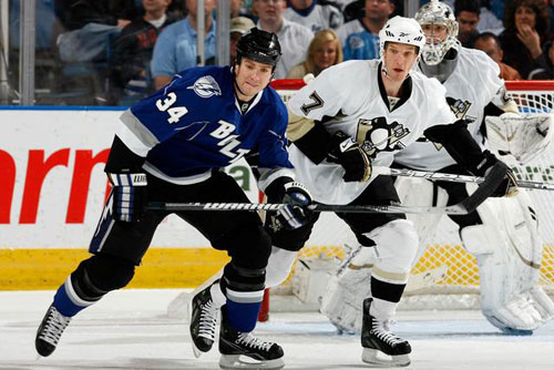 Mark Eaton skates against the Tampa Bay Lightning during a 3-1 victory on March 3, 2009
