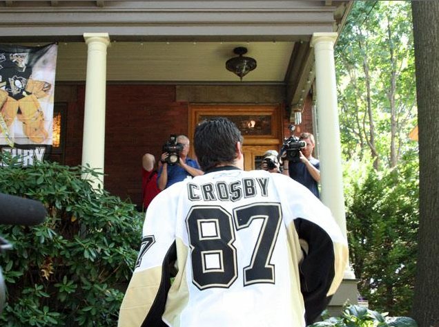 Sid Delivers Tickets